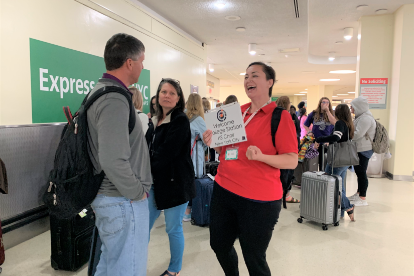 College Station HS Choir Arrival