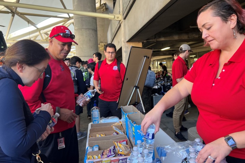 Dulles Band Airport Arrival