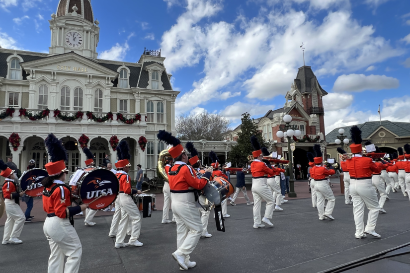 UTSA SOSA Disney Parade