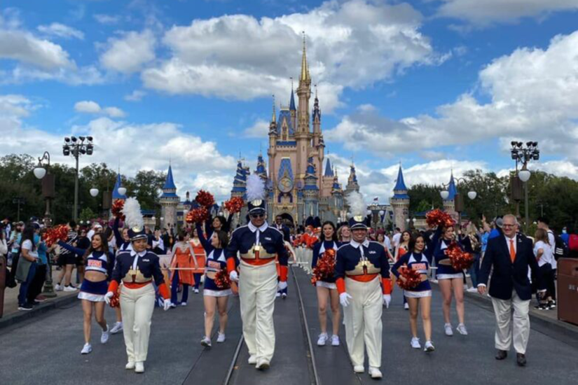 UTSA SOSA Disney Parade