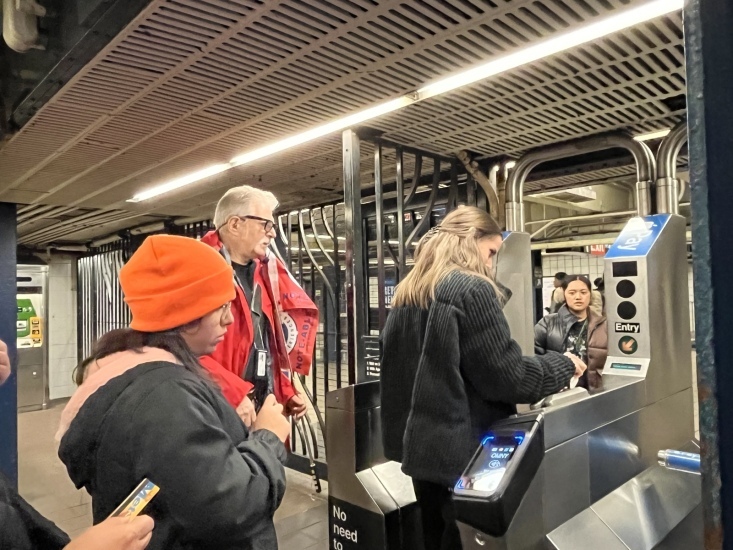 Hay HS Choir NYC Subway Travel